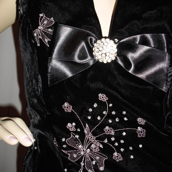 Karen Okada,black velvet,white sequins,embroidery,deep V neck,strapless,boned - Picture 2 of 8